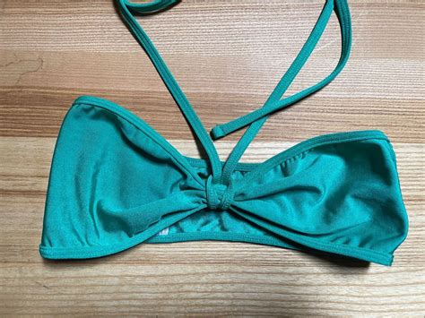 Bikini Oberteil S Gebraucht in Hinwil für CHF 3 mit Lieferung auf Ricardo kaufen