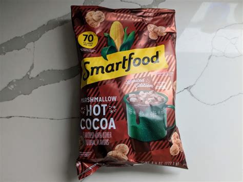 Review Smartfood Marshmallow Hot Cocoa Popcorn