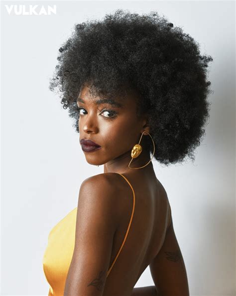 9 Hot Sexy Lovie Simone Bikini Pics