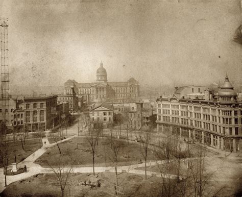 Image Monument Circle Indianapolis 1888