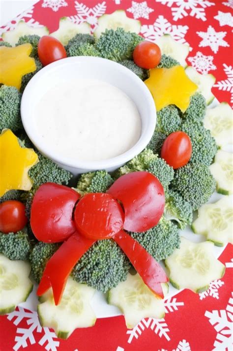 How To Make A Christmas Wreath Vegetable Platter