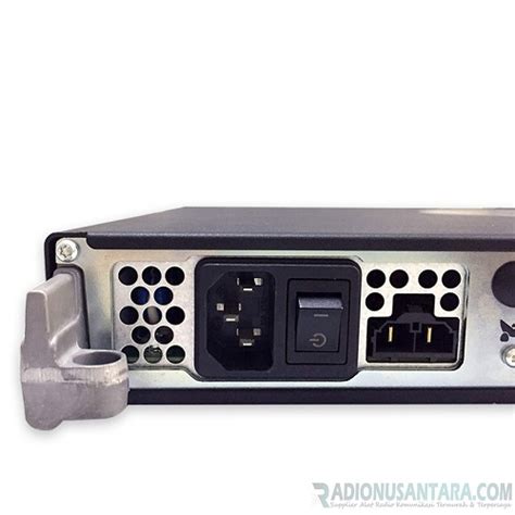 Motorola MOTOTRBO SLR 5300 Repeater – Radio Nusantara