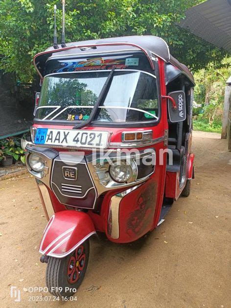 Bajaj Re Three Wheeler In Ingiriya Ikman