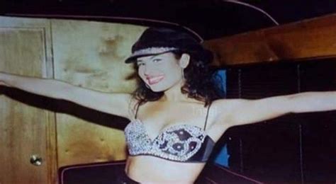 Pin By Tianna N Lewis On Selena Quintanilla Perez Selena