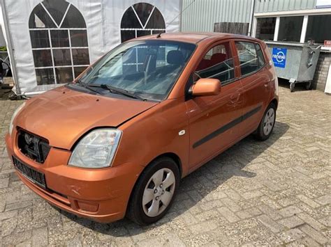 Kia Picanto 1 1 CRDi VGT 12V Sloopvoertuig 2007 Oranje