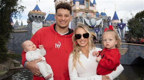 Brittany Mahomes & Patrick Mahomes Son Fell Asleep at 2024 Super Bowl