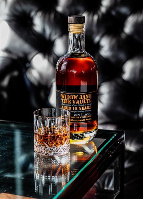 The Best Traditional American Bourbons And Whiskeys Of 2021 Maxim