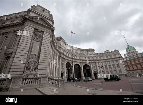 admiralty arch, london, uk Stock Photo - Alamy