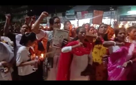 Assam Thousands Tea Tribes Women On Nh Demanding Immediate Justice