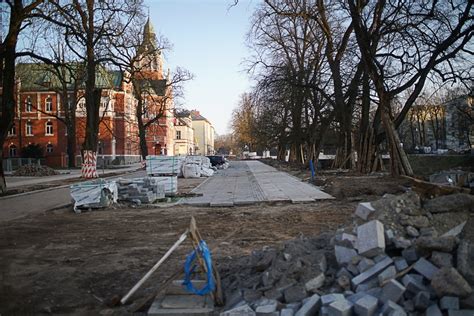 Bulwary nad Słupią Prace przy rewitalizacji postępują ZDJĘCIA