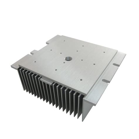 Dissipateur thermique en aluminium A1470 Awind heat sink extrudé