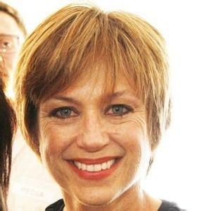 Dorothy Hamill - Age, Family, Bio | Famous Birthdays