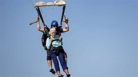 Watch 104 Year Old Woman Jumps 13 500ft Aims At Record For Worlds