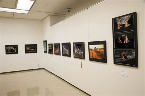 第76回福岡県美術展覧会 会場風景｜写真、彫刻 福岡県美術協会