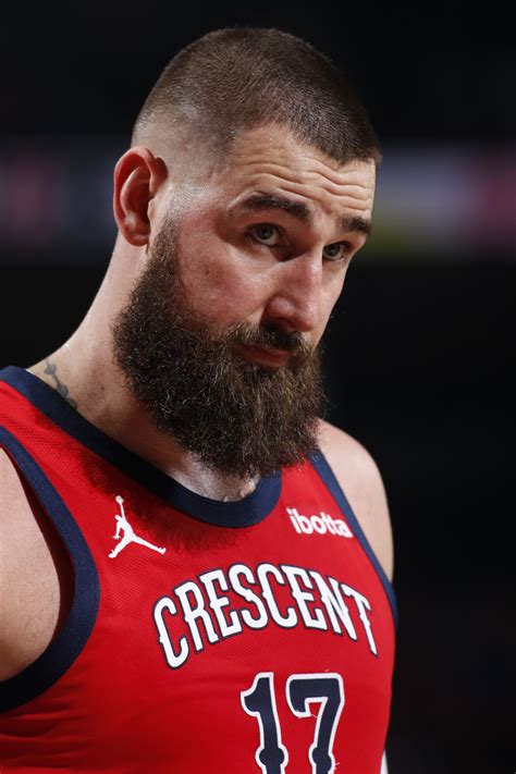 Travis Kelce Lookalike Jonas Valanciunas Celebrated Chiefs Super Bowl