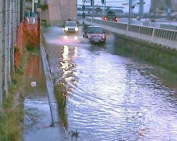 Allerta Meteo Fino A Stasera Pioggia Vento Mareggiate Tirreno Elba