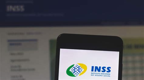 INSS confira como acessar seus benefícios e serviços sem sair de casa