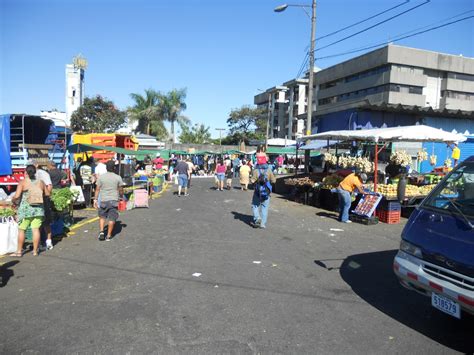 Escazu News: Mercado de las Pulgas en San Jose + Flea Market