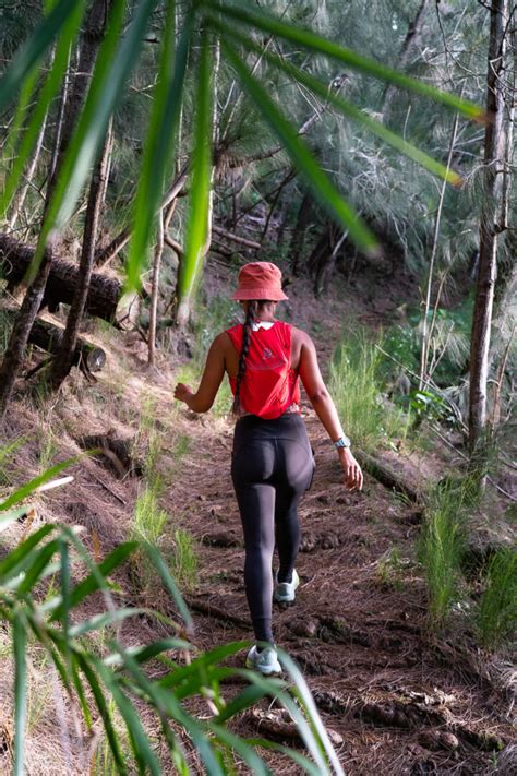 Hiking The Hau'ula Loop Trail On Oahu, Hawaii