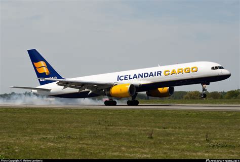 Tf Fig Icelandair Boeing 757 23apf Photo By Matteo Lamberts Id 765558