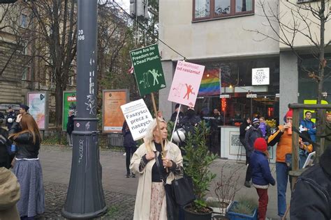 Manifestacja Rodowisk Antyfaszystowskich Nczas