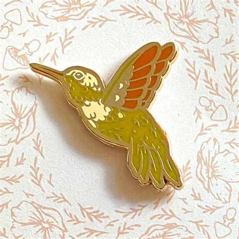 Enamel Pin Hummingbird
