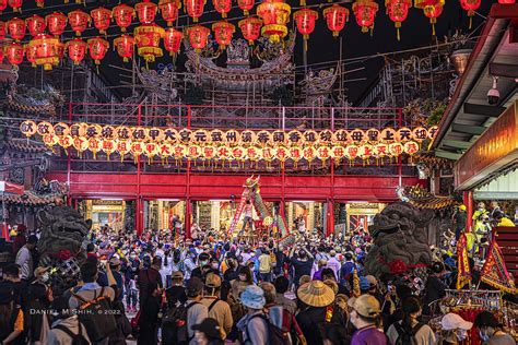 Dajia Mazu 2022 大甲媽起駕 2022年大甲鎮瀾宮媽祖鑾轎四月八日晚間十一時起駕，展開十天九夜的遶境進 Flickr