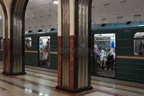 Pillars Before The Subway Wagons In A Metro Station In Moscow Russia