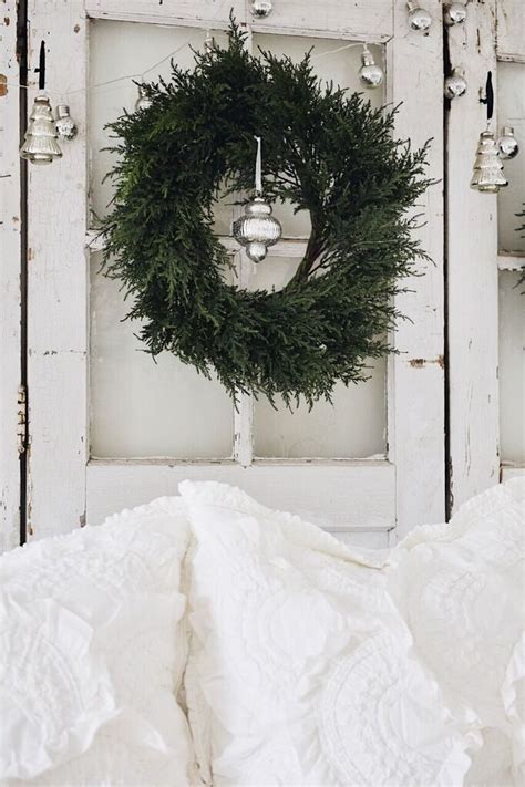 The Best Cozy Cottage Christmas Decor Liz Marie Blog