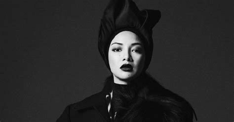 Showbiz Neelofa Joins Established Models Of London New Straits Times