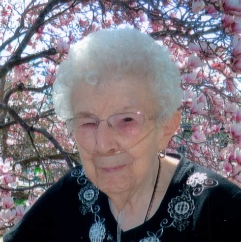 Obituary Of Marion Holmes Welcome To Badder Funeral Home Serving