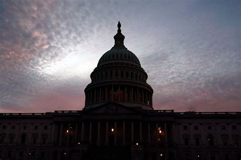 Biden Congreso Conmemoran Aniversario De Asalto A Capitolio