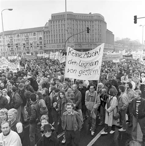 Berlin Legend Re Gro Demonstration Zur Reformation Der Ddr Am