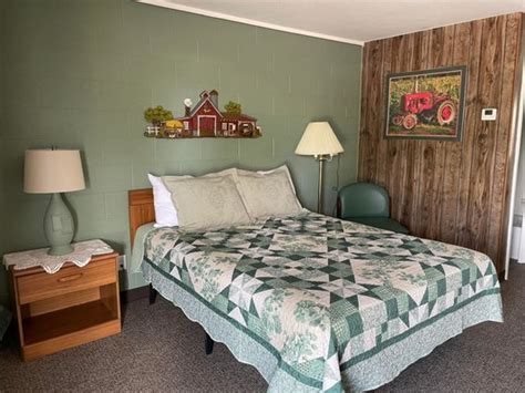 Moonlight Motel Updated February 2025 Request Information 42445