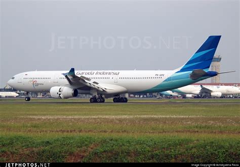 Pk Gpe Airbus A Garuda Indonesia Achdiyatma Reza Jetphotos