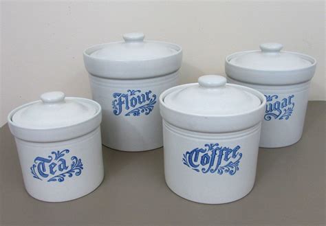 Pfaltzgraff Yorktowne Blue Set Of Canisters By Janesvintagetoo