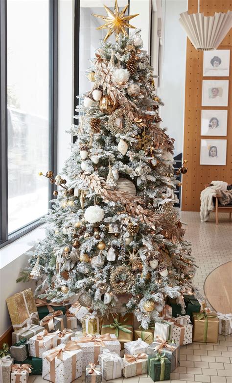 85 Christmas Tree Ideas That Are Seriously Stunning