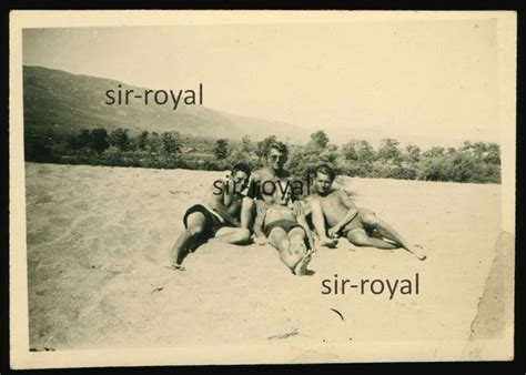 HALB NACKTE JUNGE Männer am Strand 1930er Nude Boys Foto 9x6cm EUR 4 90 PicClick DE