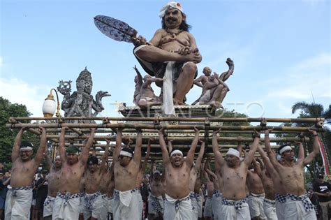 Parade Ogoh Ogoh Menyambut Hari Raya Nyepi Antara Foto