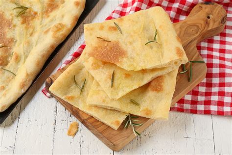 Pizza Scrocchiarella La Ricetta Per Farla In Casa