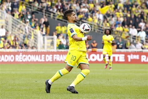 Fc Nantes Après Le Départ De Kombouaré Ludovic Blas Sort Du Silence