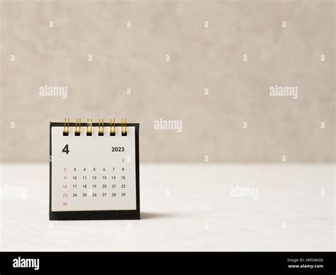 Calendario 2023 Abril Fotografías E Imágenes De Alta Resolución Alamy