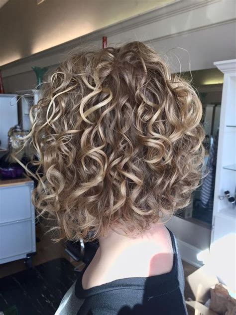 35 Perm Hairstyles Stunning Perm Looks Short Permed Hair Permed Hairstyles Curly Hair Styles