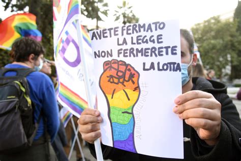 Ddl Zan sconfitta al Senato ma la sfida culturale è aperta