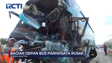 Sopir Ugal Ugalan Bus Pariwisata Tabrak Truk Tebu Di Tol Jombang