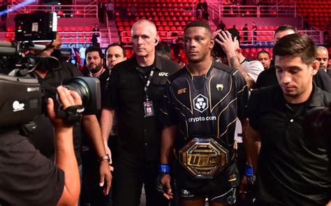 Ufc Champ Jamahal Hill Forced To Relinquish Title After Suffering Very