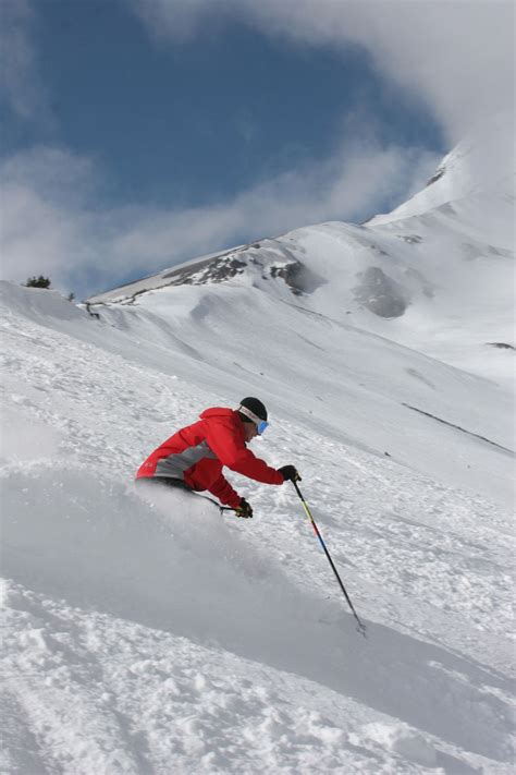 Oregon ski resorts working to stay green and white | The Spokesman-Review