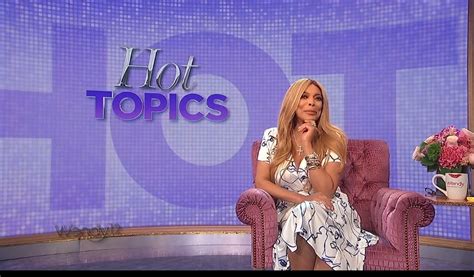 Wendy Williams Grabs Her Purple Chair And Wigs From Talk Show Set After Producers Initially