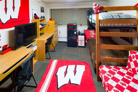 Sullivan Hall Uw Housing Best Room Contest Finalist 2015 2016