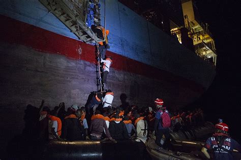 Alexander Maersk Docks With Rescued Immigrants In Sicily Ships Ports